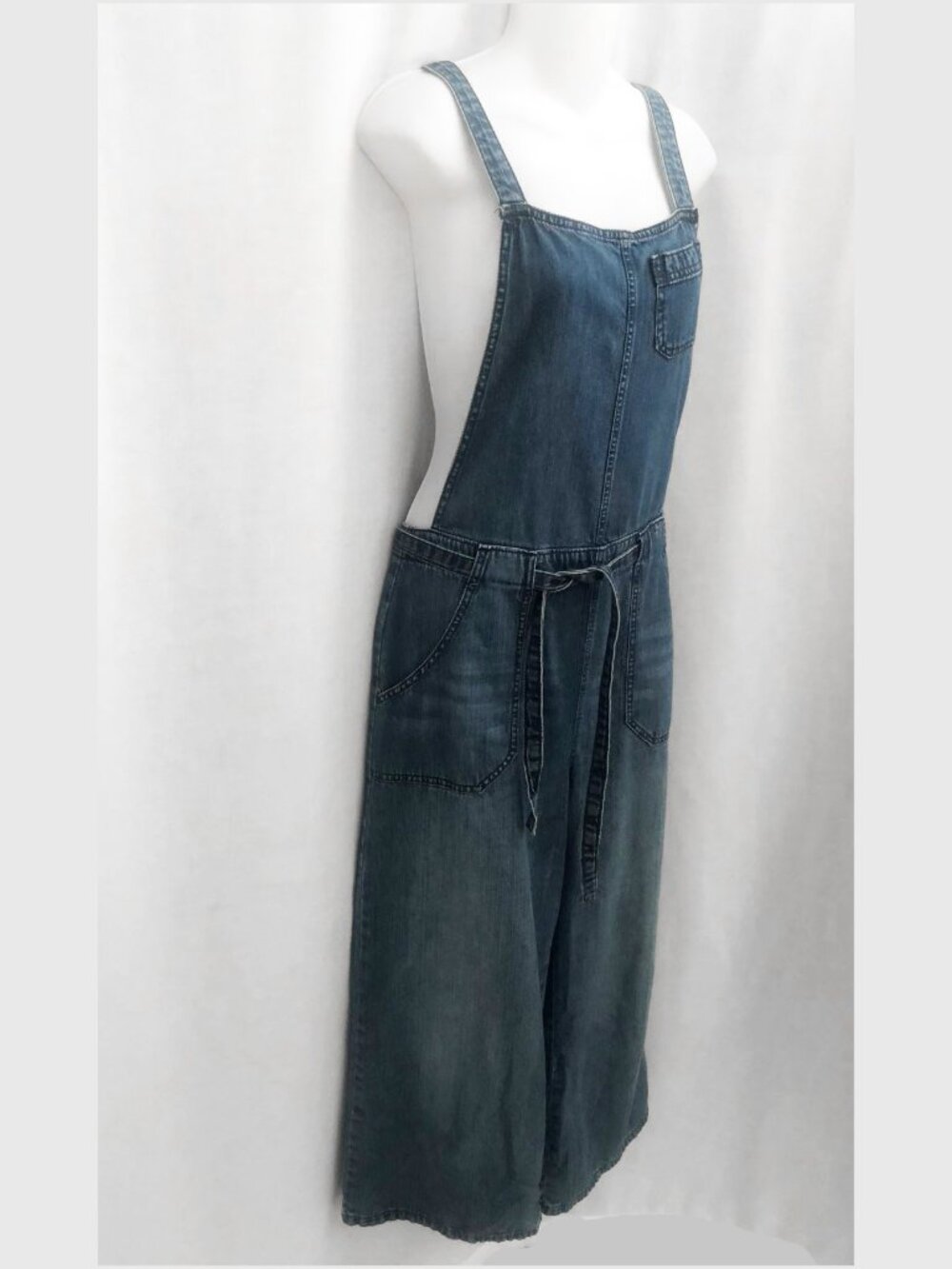 GAP Blue Denim Wide Leg Overalls Cropped Size 10